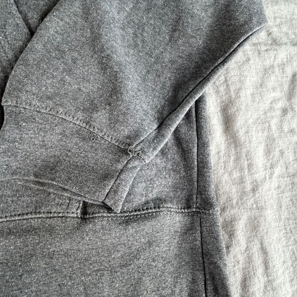 John Deere Womens Gray Floral Logo Pullover Hoodie Sweatshirt Large Heathered - Picture 8 of 8